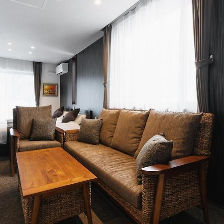 GRAND BASE Tenjin Fukuoka  Bagian luar foto