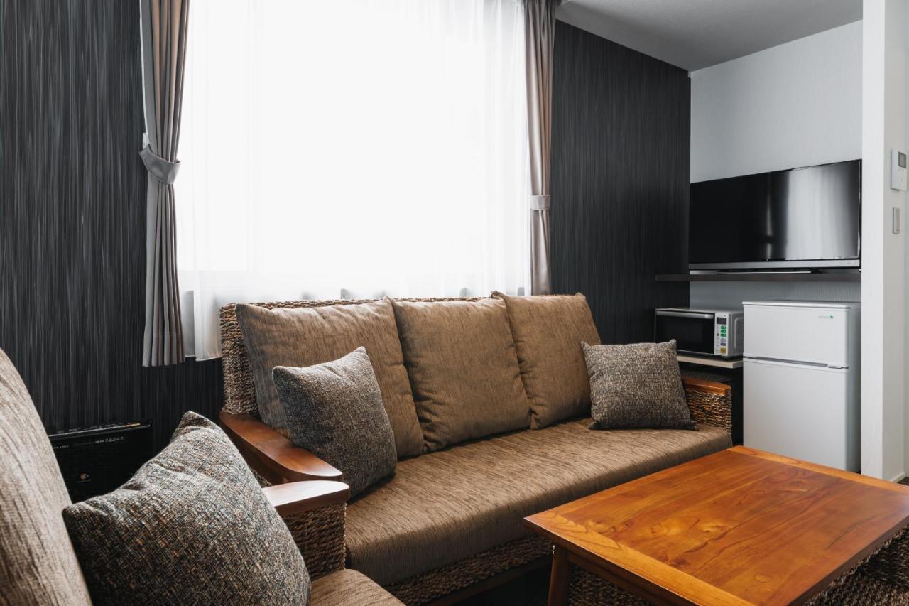 GRAND BASE Tenjin Fukuoka  Bagian luar foto